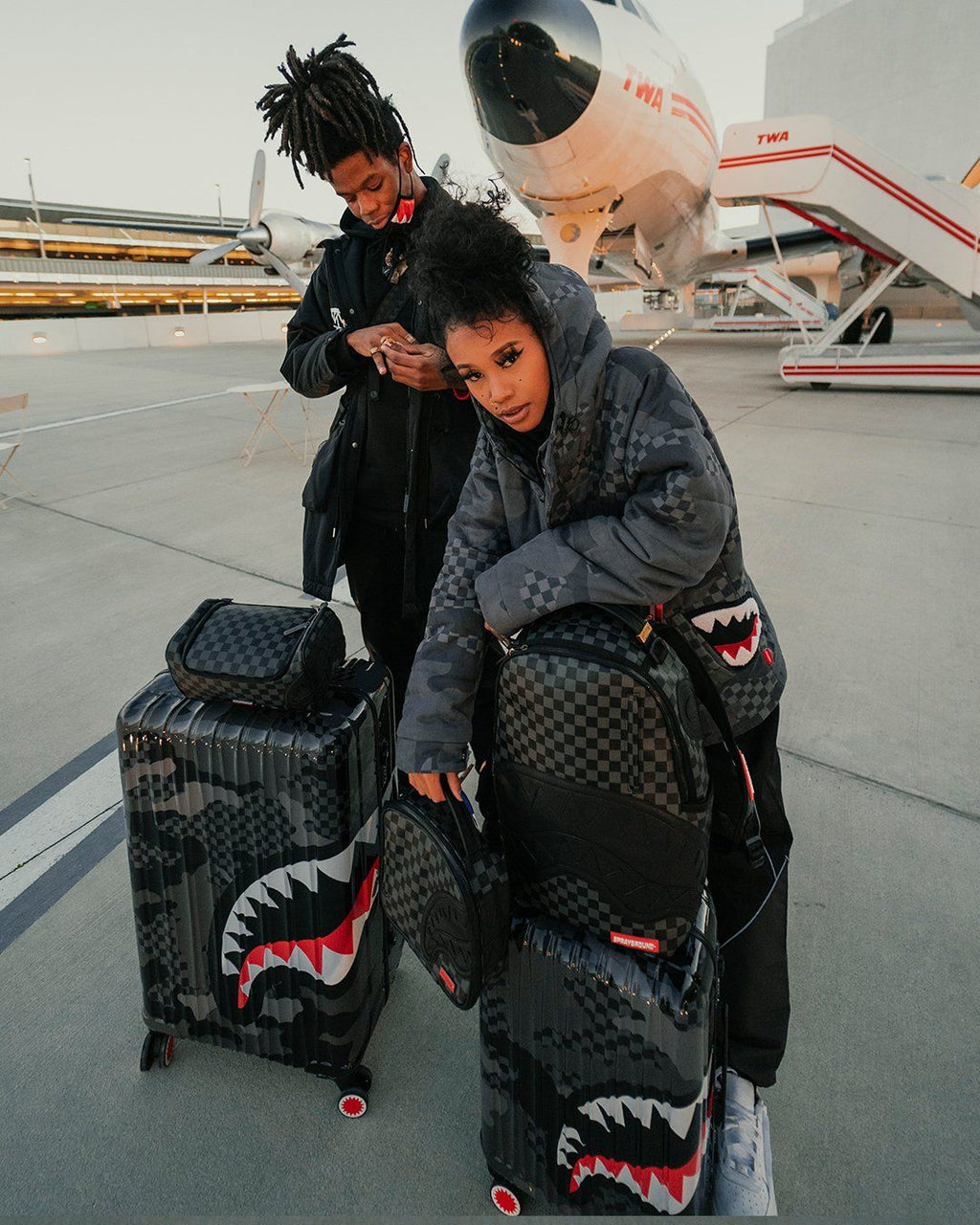 3AM SHARKNAUTICS 22? CARRY-ON LUGGAGE