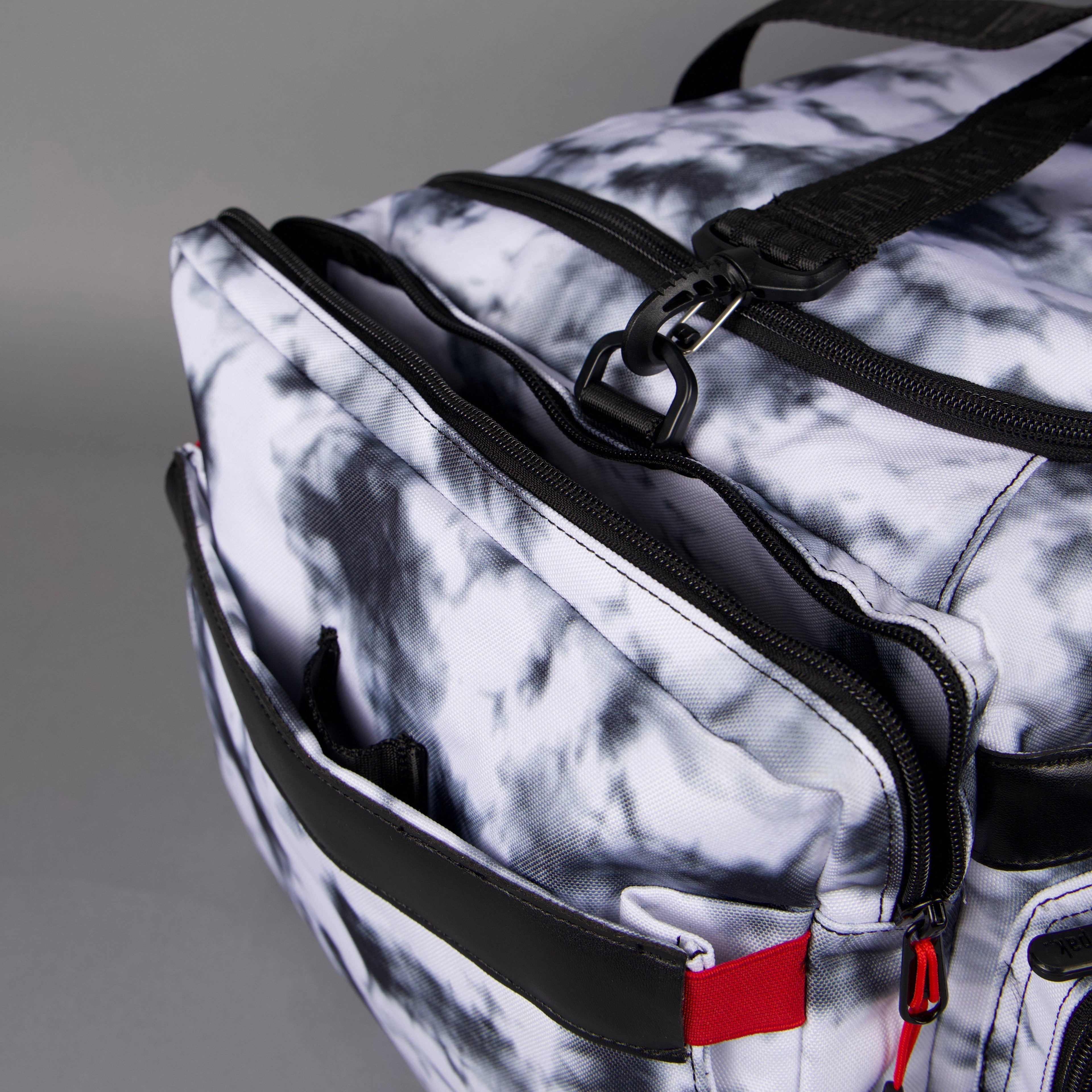 40L Ultimate Duffle Bag Timber Wolf Savage Red (SALE)