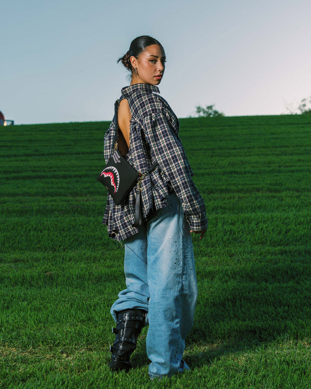 SHARK CENTRAL AEROFLEX CROSSOVER CLUTCH